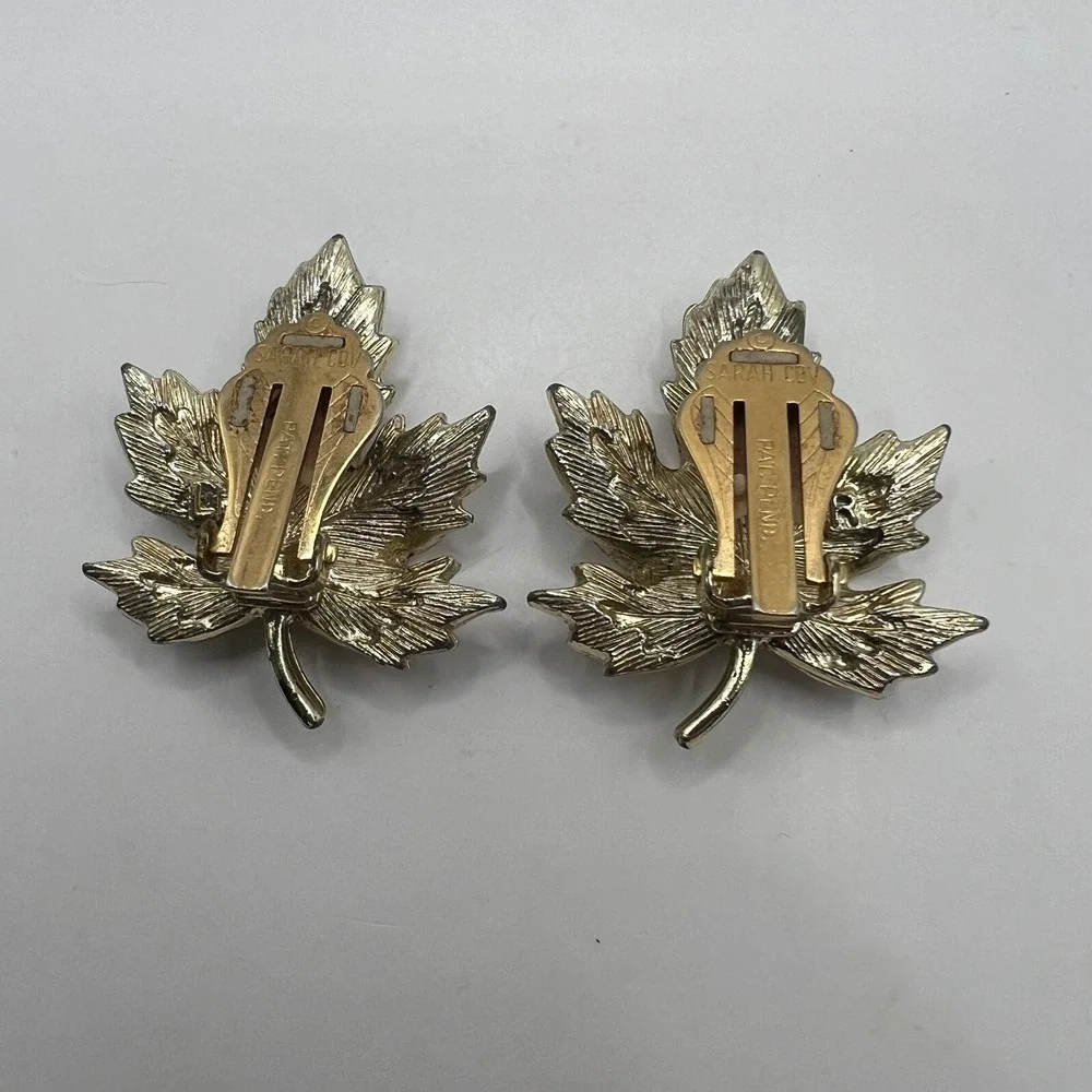Sarah Coventry Leaf‎ Brooch Earrings Clip On Gold Silver Tone Holiday Pin